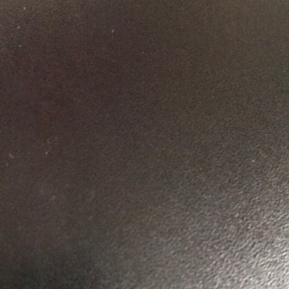 Meet your Posher, Mandi - Picture 1 of 1